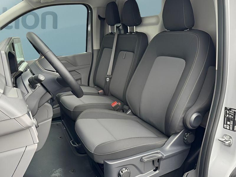 Gebraucht VW T7 110 PS (80 kW) 2024 Grau Van