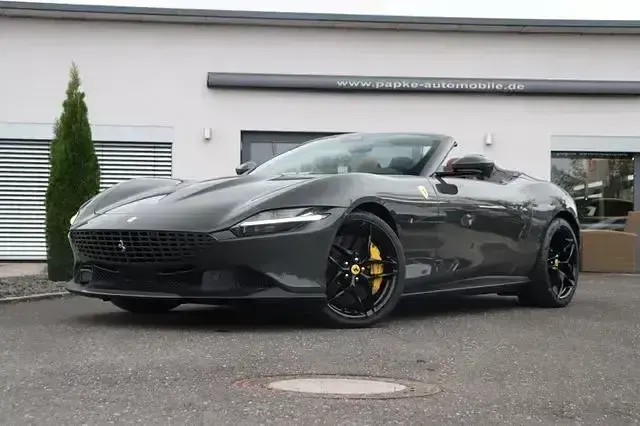Gebraucht Ferrari Roma 620 PS (456 kW) 2024 Grigio scuro Coupé