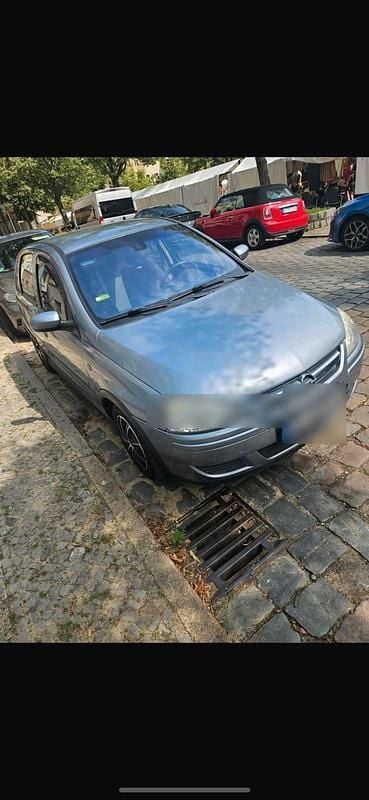 Grau Gebraucht 2006 Opel Corsa Kleinwagen | 2.100 € (Superpreis) - Bild 1/4