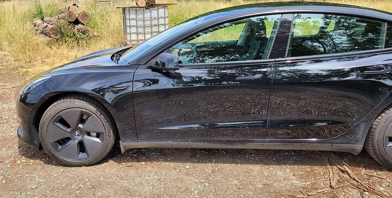 Gebraucht Tesla Model 3 366 kW (498 PS) 2022 Schwarz Limousine