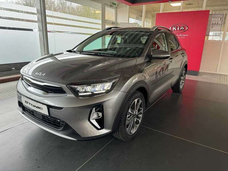 Grau Gebraucht 2024 Kia Stonic 4 SUV | 24.990 € (Teuer) - Bild 1/4