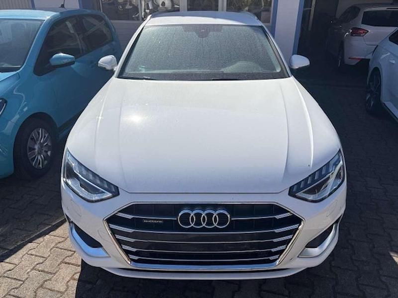 Gebraucht Audi A4 204 PS (150 kW) 2024 Arkonaweiss Kombi