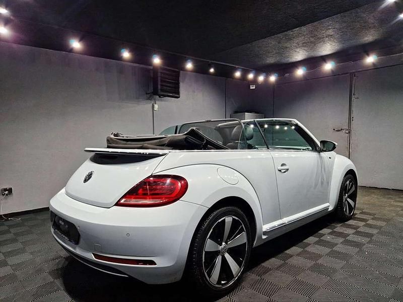 Gebraucht VW Beetle Allstar 105 PS (77 kW) 2017 White silver Kleinwagen