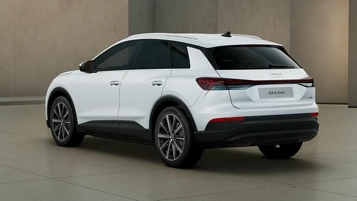 Gebraucht Audi Q4 e-tron Ambiente 210 kW (286 PS) 2025 Gletscherweiss SUV