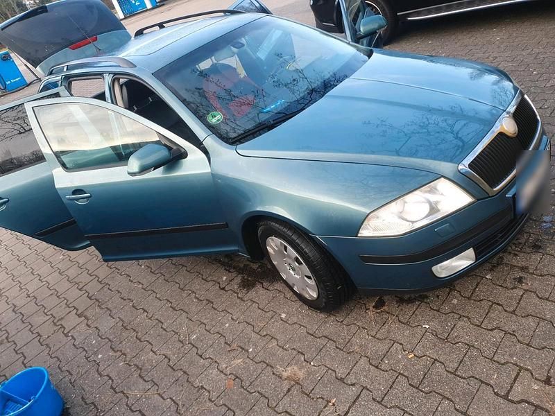 Gebraucht Skoda Octavia 180 PS (132 kW) 2007 Grün Kombi