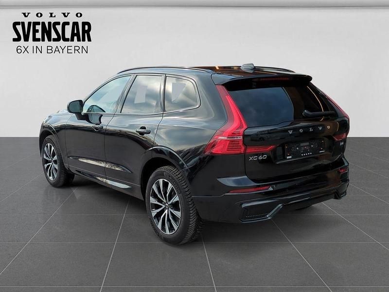 Gebraucht Volvo XC60 Plus 197 PS (144 kW) 2024 Schwarz SUV