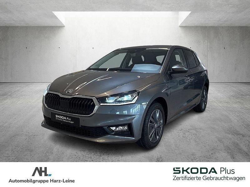 Grau Gebraucht 2025 Skoda Fabia Tour Limousine | 19.970 € (Fairer Preis) - Bild 1/3