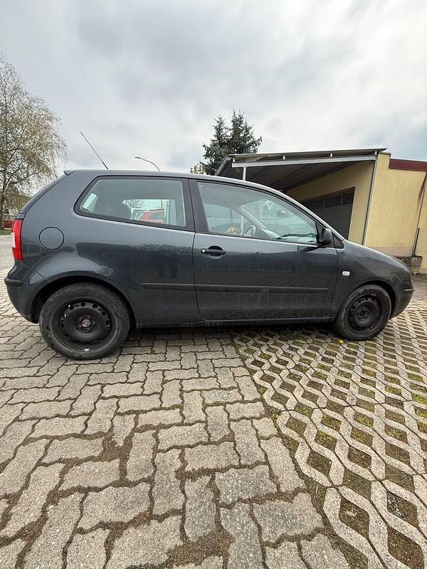 Usata VW Polo Basis 60 CV (44 kW) 2001 Grigio Berlina