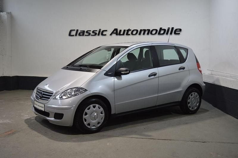 Gebraucht Mercedes A150 Classic 95 PS (69 kW) 2004 Silber Van / Kleinbus