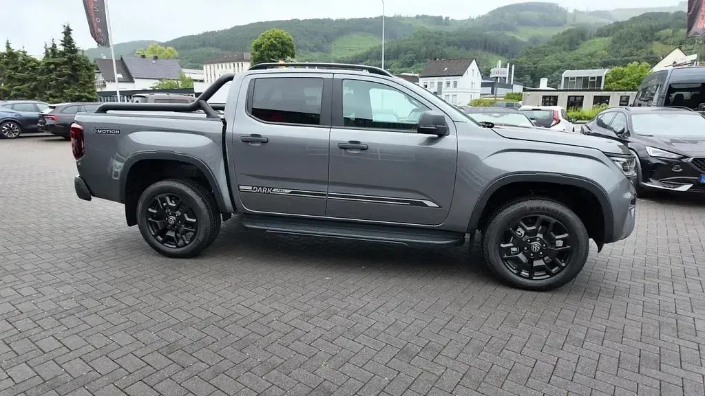 Neu VW Amarok Dark Label 241 PS (177 kW) 2026 Dark grey (grau) Pickup