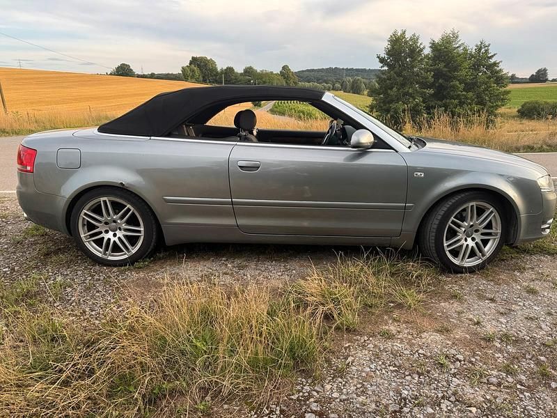 Gebraucht 2006 Audi A4 Cabriolet S-Line Cabrio | 3.399 € (Fairer Preis) - Bild 1/4