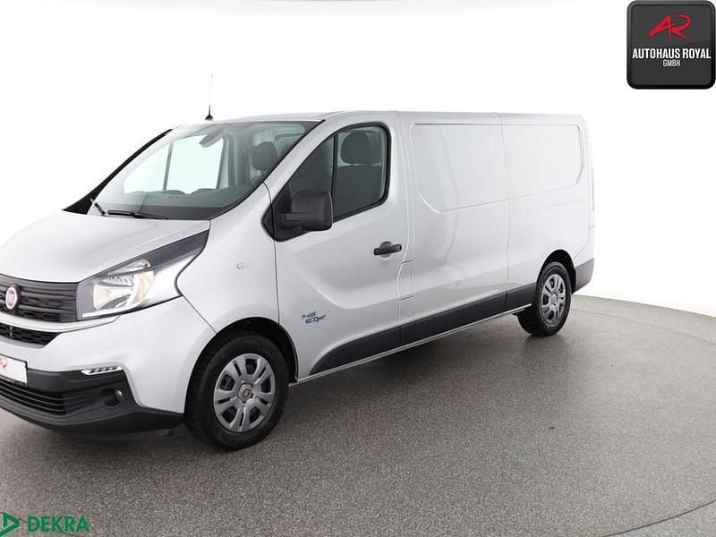 Gebraucht Fiat Talento 145 PS (106 kW) 2021 Silber Van / Kleinbus