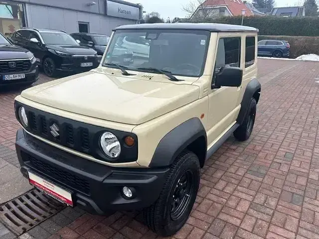 Gebraucht Suzuki Jimny Comfort 102 PS (75 kW) 2021 Chiffon/bluish black pearl SUV