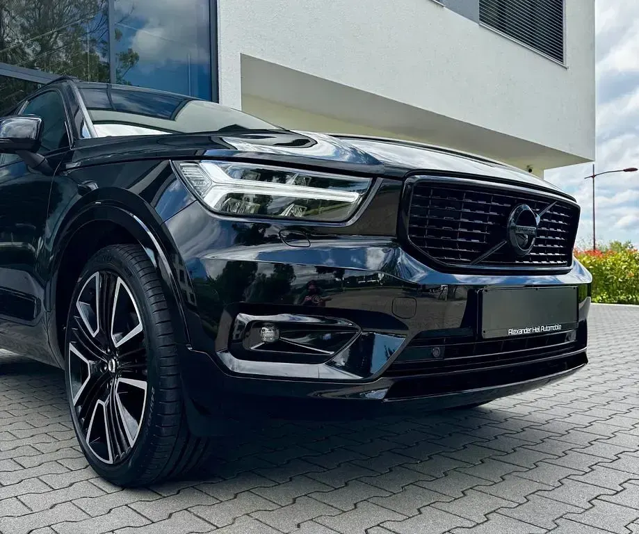 Gebraucht Volvo XC40 R-Design 197 PS (144 kW) 2021 Schwarz SUV