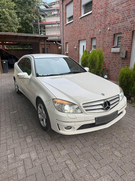 Weiß Gebraucht 2008 Mercedes CLC180 Kleinwagen | 5.800 € (Fairer Preis) - Bild 1/4