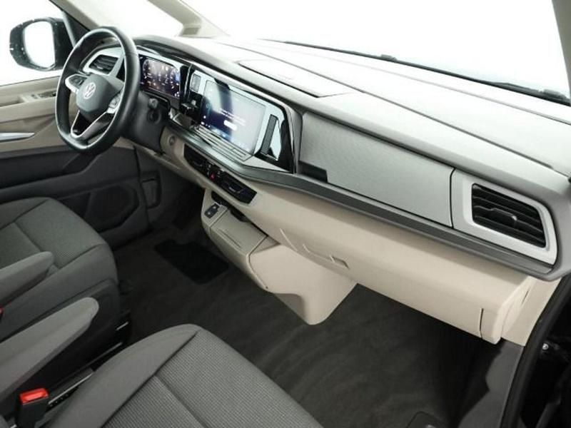 Gebraucht VW Multivan Basis 150 PS (110 kW) 2024 Schwarz Van