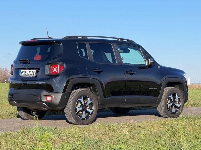 Gebraucht Jeep Renegade Trailhawk 241 PS (177 kW) 2022 Schwarz SUV