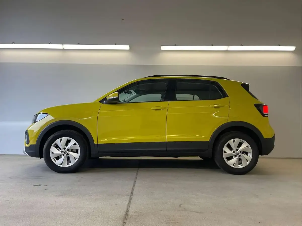 Neu VW T-Cross 95 PS (69 kW) 2026 [1c1c] grape yellow SUV