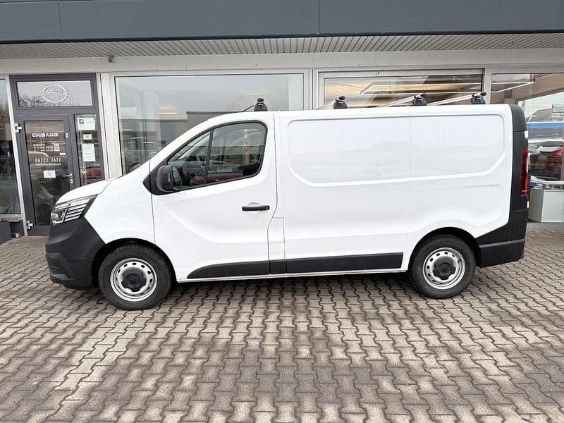 Gebraucht Renault Trafic 110 PS (80 kW) 2023 Weiß Van / Kleinbus