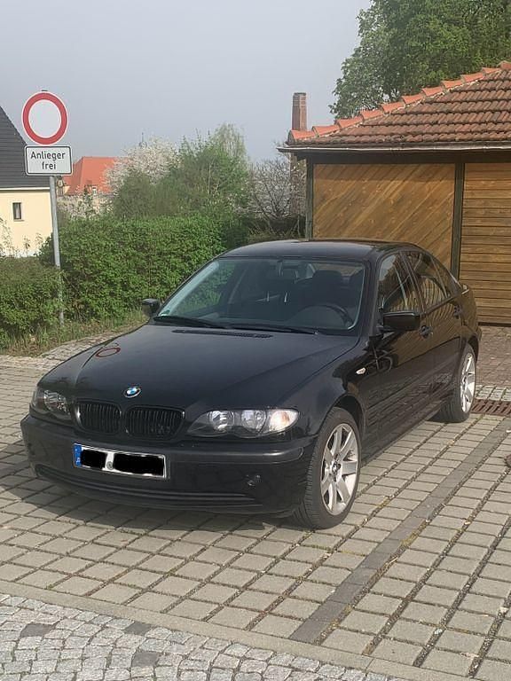Schwarz Gebraucht 2004 BMW 316 Limousine | 1.300 € (Superpreis) - Bild 1/4