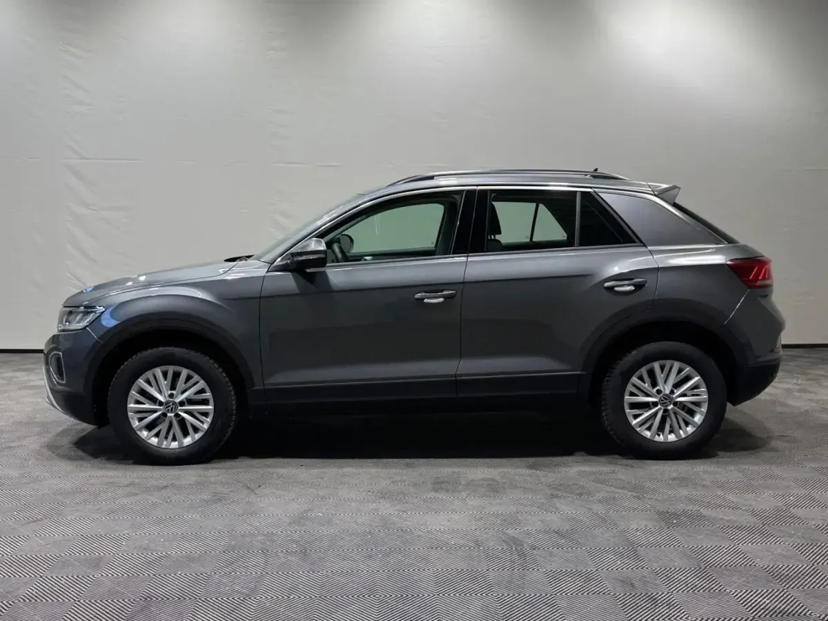 Gebraucht VW T-Roc Life 150 PS (110 kW) 2022 Indiumgrau metallic SUV