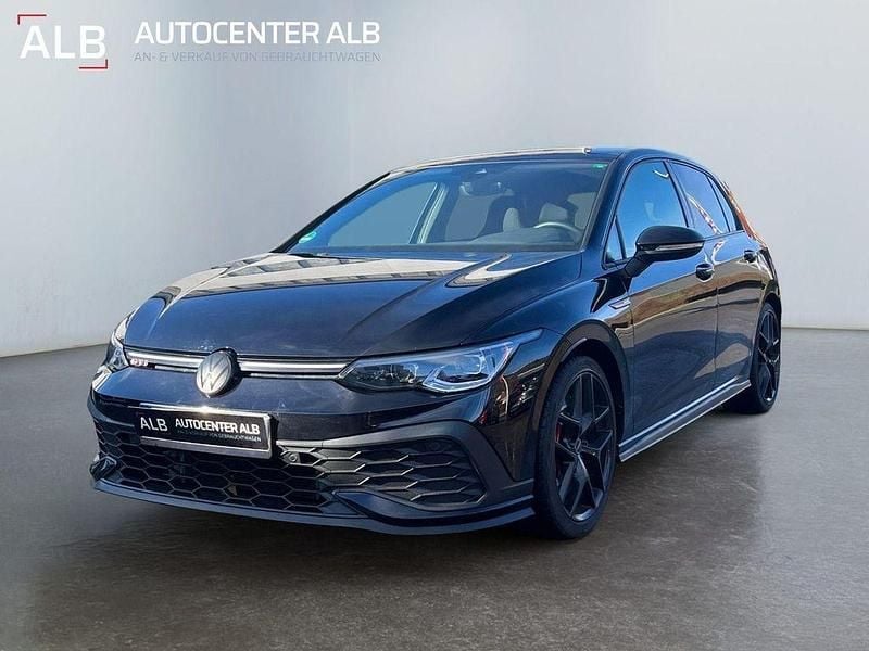 Gebraucht VW Golf VIII 300 PS (220 kW) 2022 Deep black perleffekt Limousine