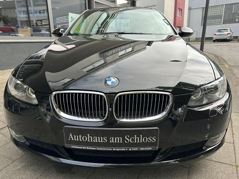 Second-hand BMW 325 Performance 218 CP (160 kW) 2008 Negru Coupe