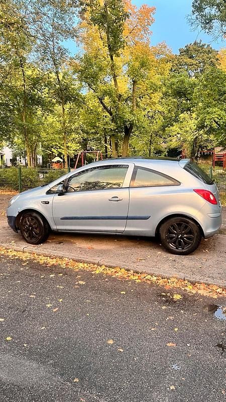 Blau Gebraucht 2007 Opel Corsa Kleinwagen | 2.100 € (Superpreis) - Bild 1/4