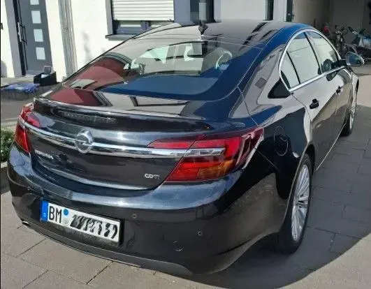 Gebraucht Opel Insignia 170 PS (125 kW) 2015 Schwarz Limousine