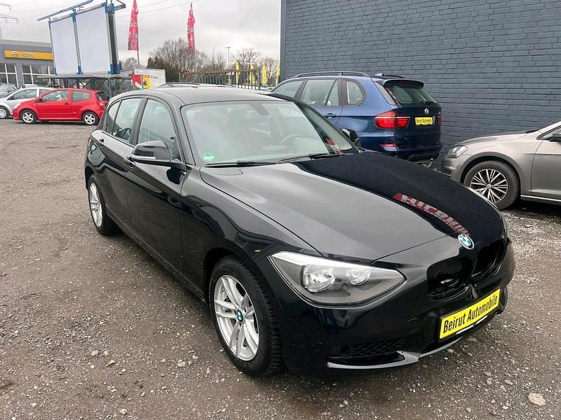 Gebraucht BMW 114 102 PS (75 kW) 2014 Schwarz Kleinwagen