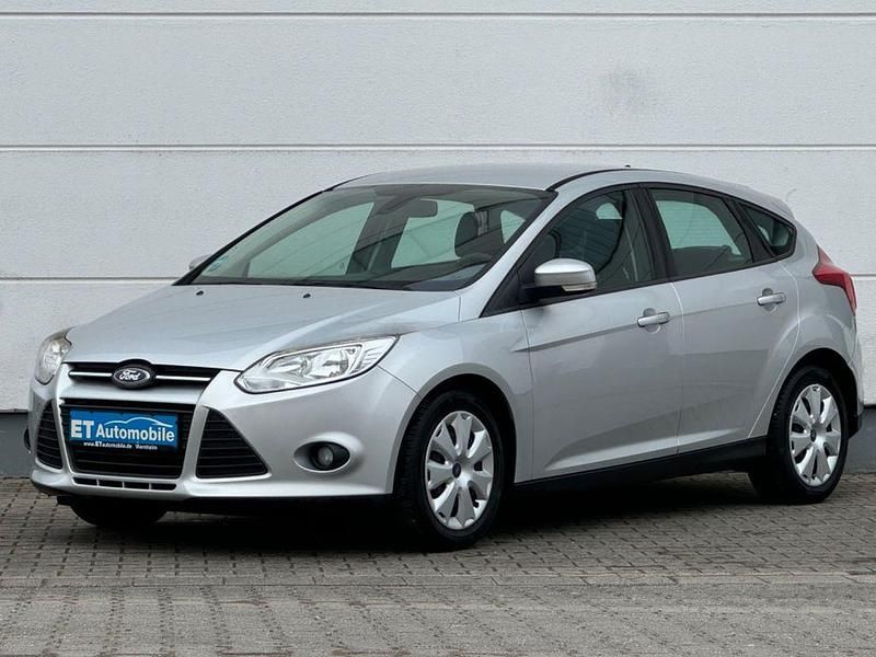 Gebraucht Ford Focus Titanium 116 PS (85 kW) 2013 Silber Limousine