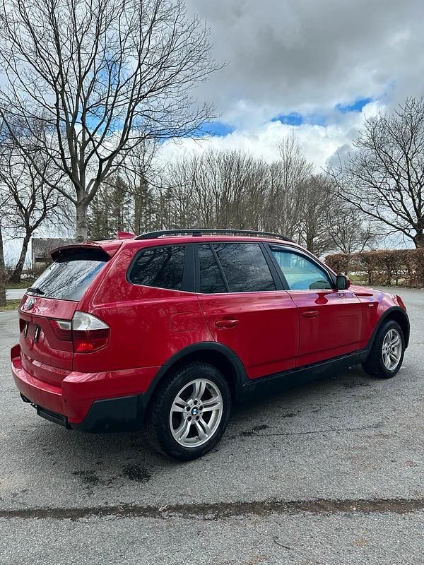 Gebraucht BMW X3 Basis 296 PS (217 kW) 2007 Rot SUV