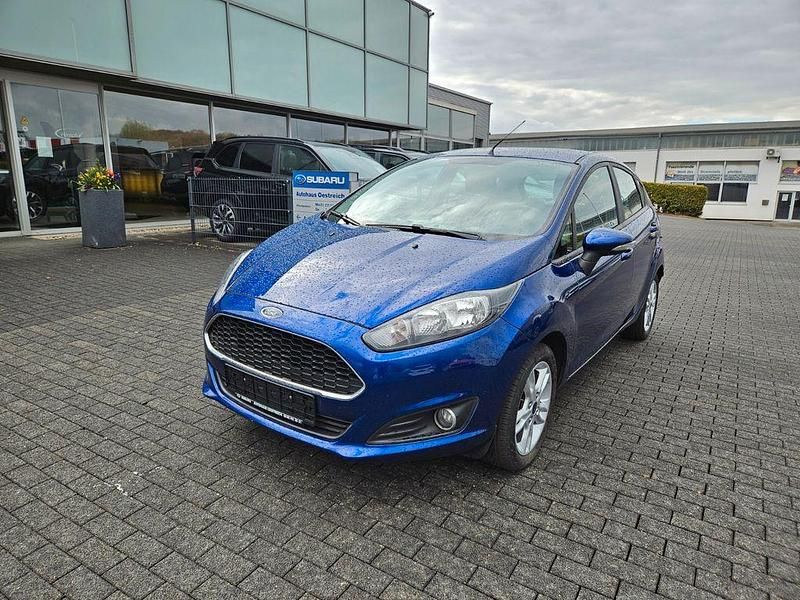 Gebraucht Ford Fiesta Trend 82 PS (60 kW) 2016 Blau Limousine