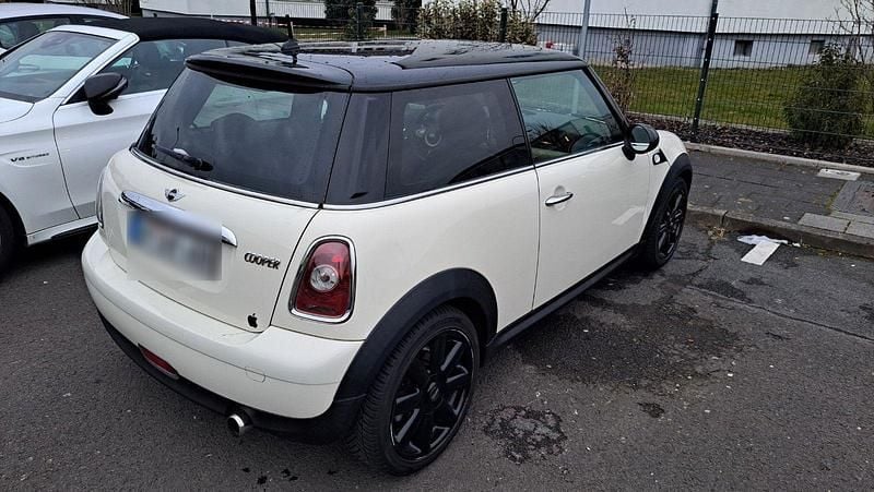 Second-hand Mini Cooper Pepper 122 CP (89 kW) 2010 Bej Hatchback