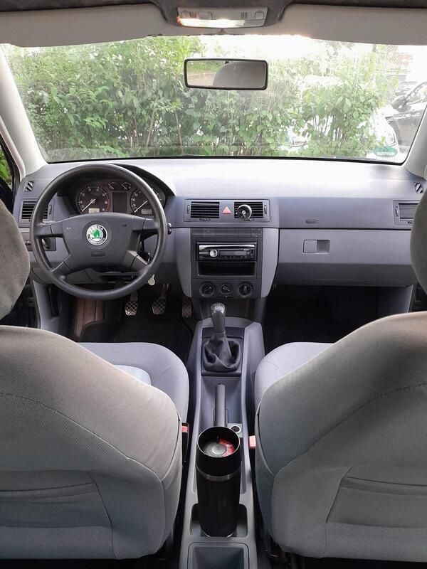 Blau Gebraucht 2001 Skoda Fabia Kleinwagen | 1.200 € (Fairer Preis) - Bild 1/4