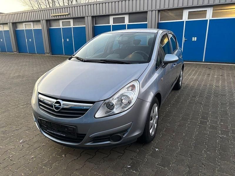 Grau Gebraucht 2010 Opel Corsa Edition Limousine | 3.900 € (Fairer Preis) - Bild 1/4