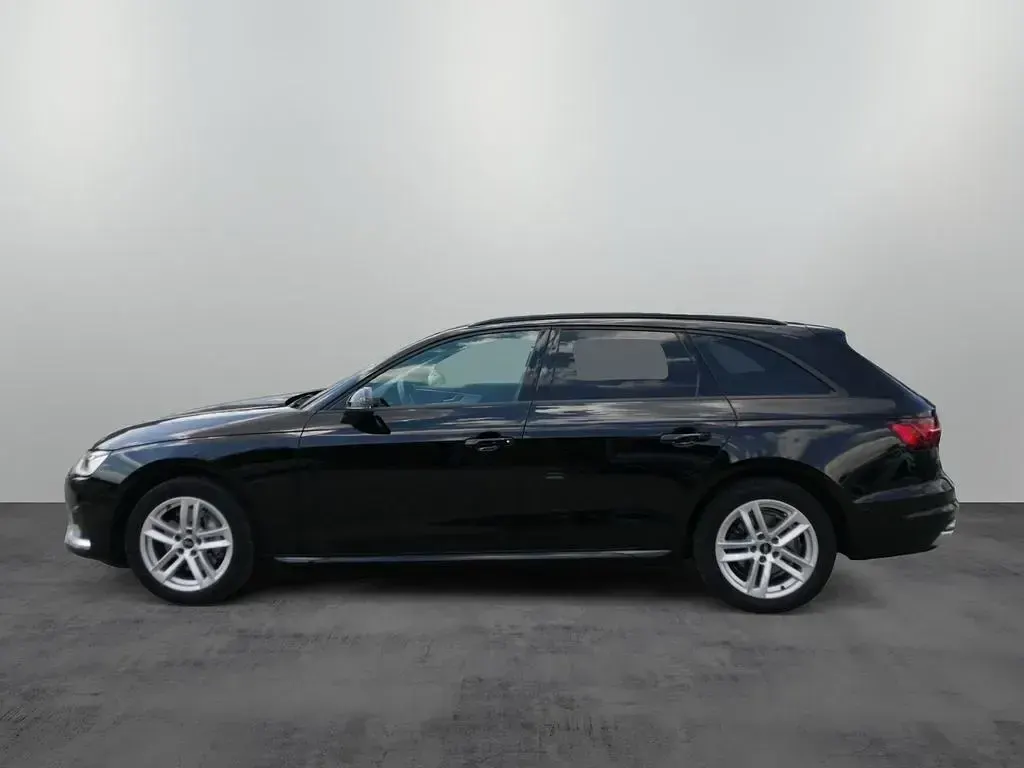 Gebraucht Audi A4 Advanced Plus 204 PS (150 kW) 2023 Brillantschwarz Kombi