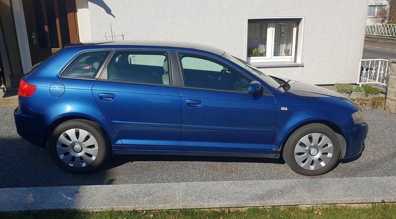 Gebraucht Audi A3 Sportback Attraction 140 PS (102 kW) 2007 Blau Kleinwagen