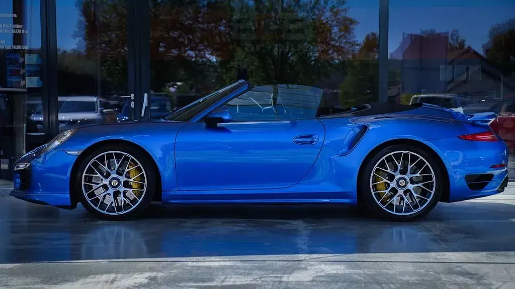 Gebraucht Porsche 991 560 PS (411 kW) 2015 Blau Cabrio