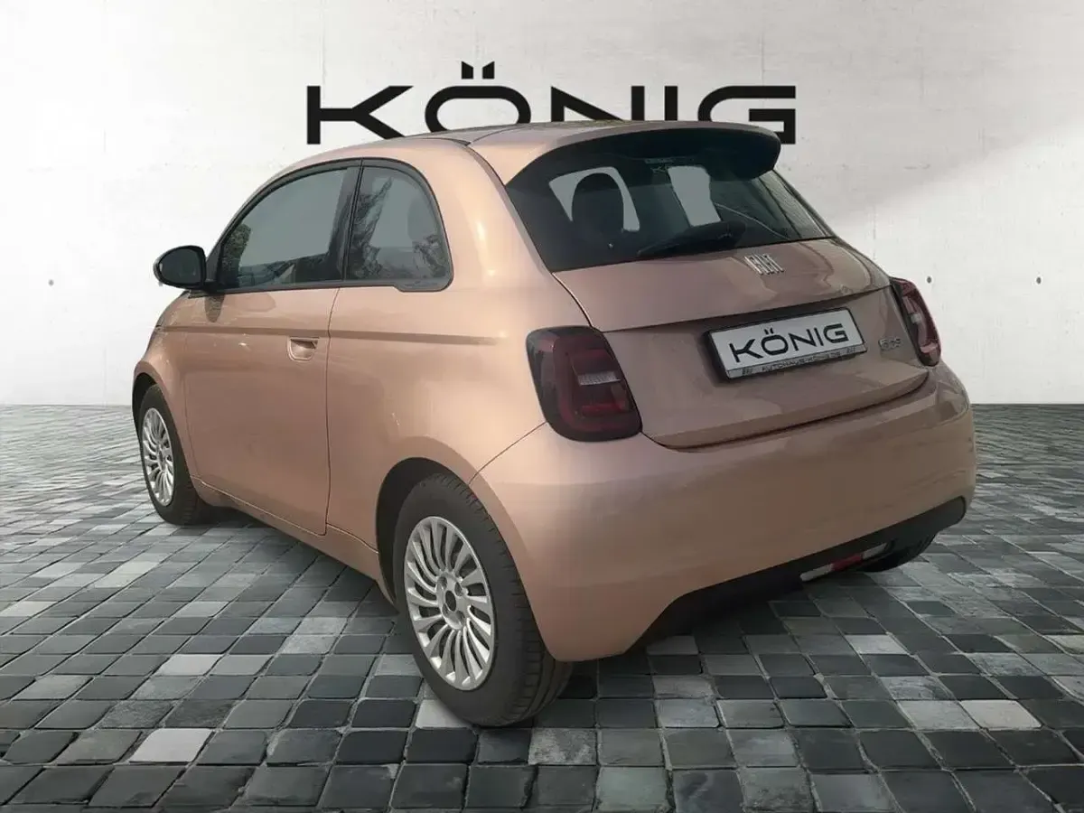 Gebraucht Fiat 500e 86 kW (118 PS) 2023 Gold Kleinwagen