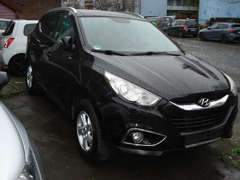 Gebraucht Hyundai ix35 115 PS (84 kW) 2011 Schwarz SUV