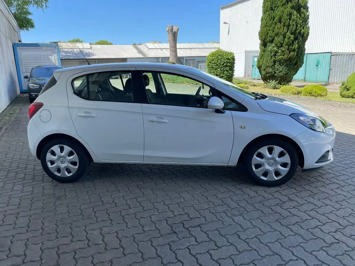 Gebraucht Opel Corsa Edition 69 PS (50 kW) 2017 Weiß Kleinwagen