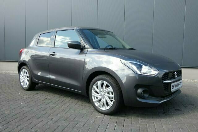 Gebraucht Suzuki Swift Comfort 83 PS (61 kW) 2021 Weiß metallic Kleinwagen