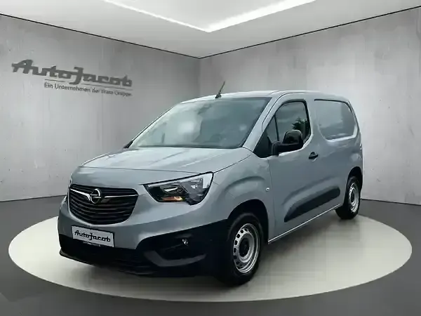 Gebraucht Opel Combo Edition 110 PS (80 kW) 2024 Van / Kleinbus