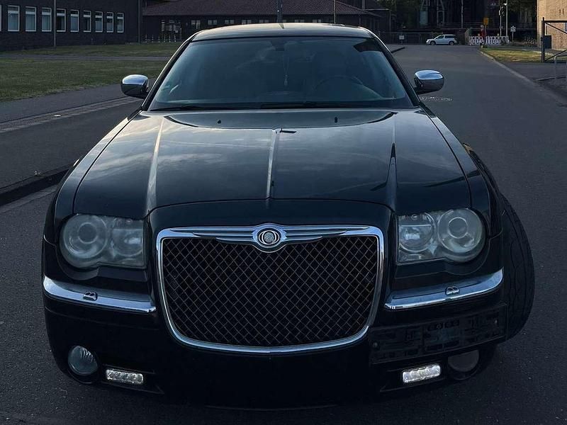 Brilliant black Gebraucht 2006 Chrysler 300C Limousine | 4.999 € (Etwas zu teuer) - Bild 1/4