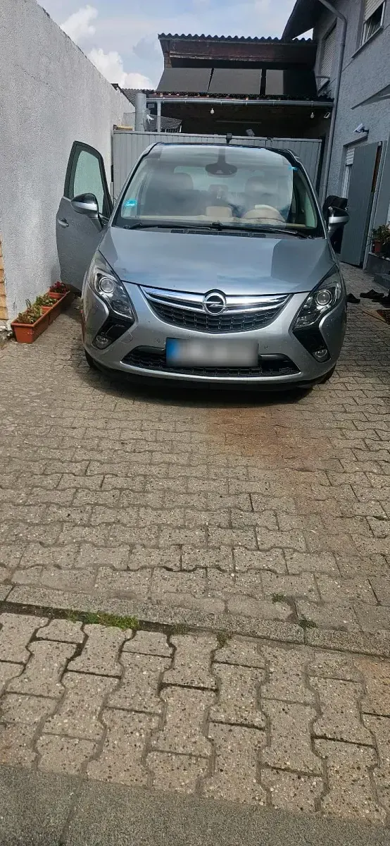 Gebraucht Opel Zafira Tourer 170 PS (125 kW) 2012 Grau Van / Kleinbus