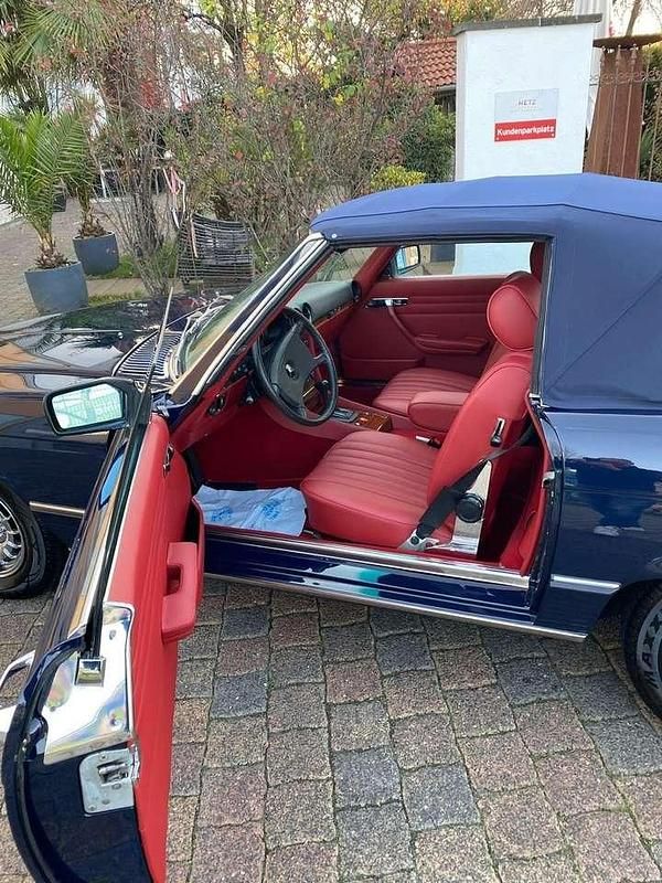 Gebraucht Mercedes SL380 204 PS (150 kW) 1982 Blau Cabrio