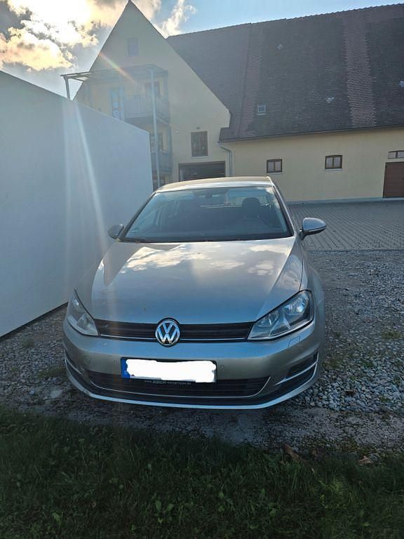 Gebraucht 2014 VW Golf VII Cup Limousine | 7.500 € (Etwas zu teuer) - Bild 1/4
