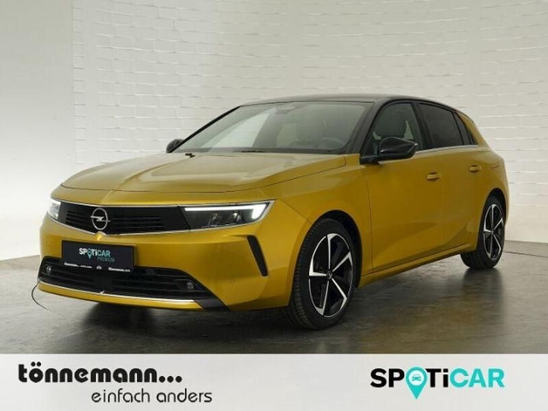 Gelb Gebraucht 2022 Opel Astra Elegance Limousine | 22.924 € (Guter Preis) - Bild 1/3