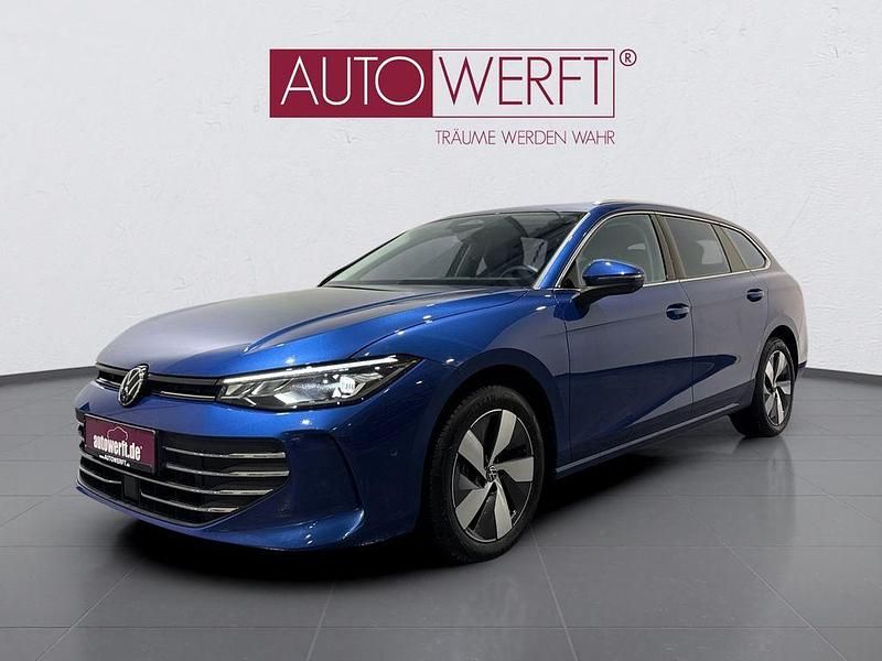 Gebraucht VW Passat IQ Drive 150 PS (110 kW) 2024 Blau Kombi